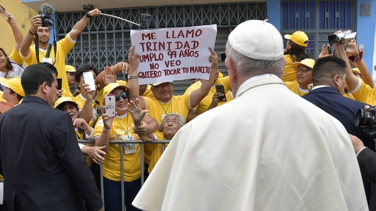 El Papa Francisco y los ancianos - Viaje apostólico a Chile (2018).