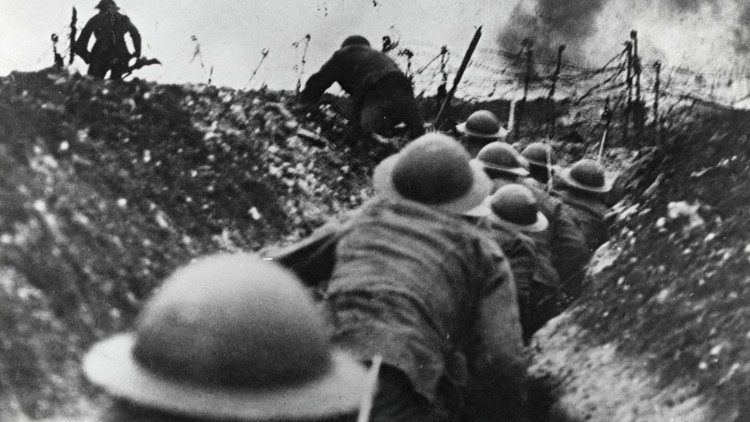Soldados nas trincheiras durante a Primeira Guerra Mundial (foto de arquivo)