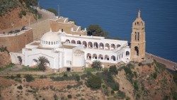 Le sanctuaire Notre-Dame de Santa Cruz à Oran (Algérie). 