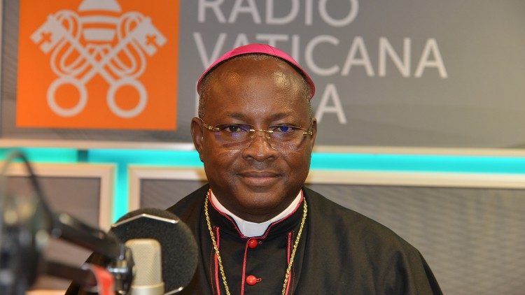 Mgr Laurent Birfuoré Dabiré, évêque de Dori  et  presidente de la  Conférence épiscopale Burkina-Niger