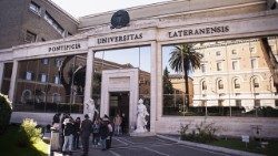 La Pontificia Universidad Lateranense