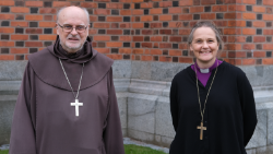 Kardynał Anders Arborelius wraz z Karin Johannesson, lurerańską biskup Uppsali