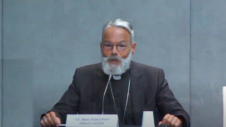 L'intervento di monsignor Tebartz-van Elst, vescovo delegato per la catechesi