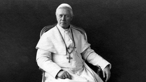 Szent X. Piusz pápa földi maradványai visszatérnek szülővárosába