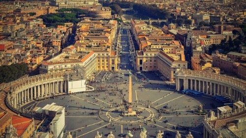 Il 10 giugno, alla presenza del Papa in piazza. San Pietro,  l'evento #NotAlone, il Meeting Mondiale sulla Fraternità Umana