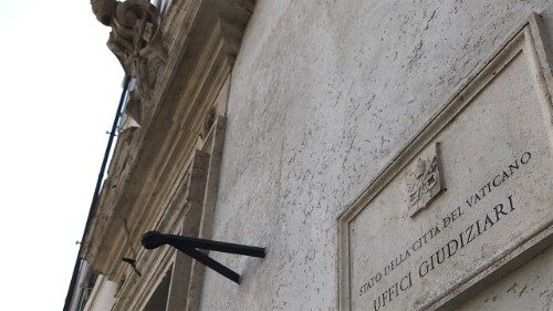 Comenzó en el Vaticano el juicio del ex auditor Milone 