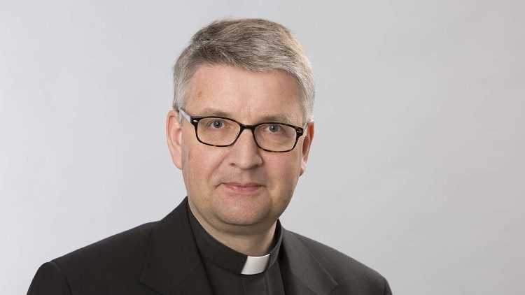 2021.11.15 Vescovo Peter Kohlgraf di Magonza (Mainz)