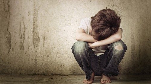 Abusos, Francisco: que os menores estejam mais seguros na Igreja