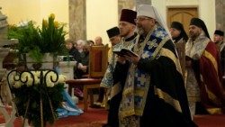 La conascrazione di una chiesa greco-cattolica a Zarvanytsia, in Ucraina