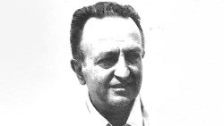 padre Giuseppe Ambrosoli, medico missionario