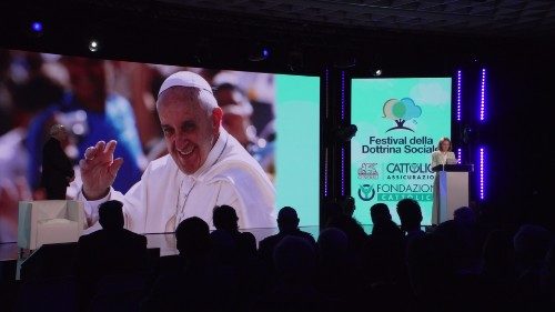 Le Pape invite à la confiance dans un monde en conflits