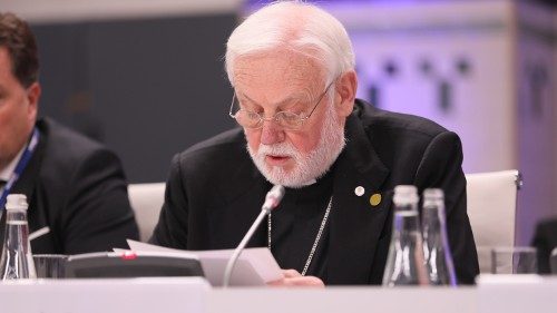 Mgr Gallagher: il faut penser l'impensable pour la paix en Ukraine