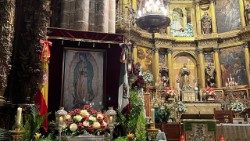 Cérémonie de jumelage des sanctuaires de Guadalupe espagnol et mexicain, en Espagne, le 13 février 2023. 