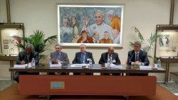 Conferenza stampa sul Convegno promosso dalla Pontificia Accademia delle Scienze (23-24 febbraio 2023)