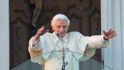 Le Pape Benoît XVI le 28 février 2013 depuis Castel Gandolfo. 