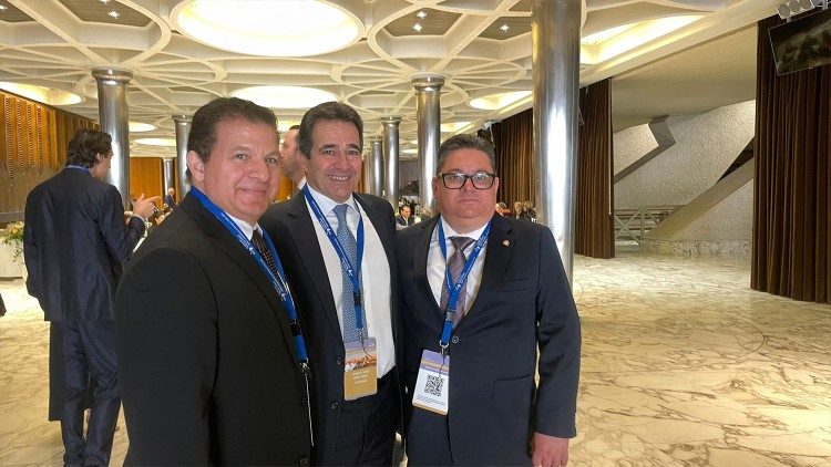 Empresarios, de izquierda a derecha: Jesús Canahuati, Henry Kafie y Ernesto Pumpo