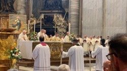 Messe de la Fête-Dieu en la basilique Saint-Pierre, le 8 juin 2023