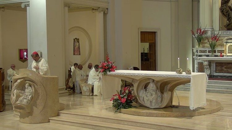 Il cardinale Grech alla Messa alla Cattolica di Roma