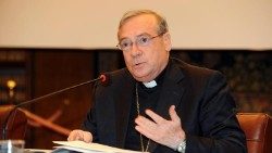El arzobispo Agostino Marchetto, secretario emérito del Pontificio Consejo para la pastoral de los migrantes e itinerantes, quien será creado cardenal el 30 de septiembre