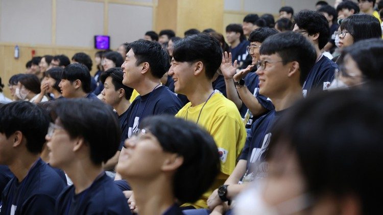 Giovani sudcoreani che da Seul parteciperanno alla Gmg di Lisbona 2023