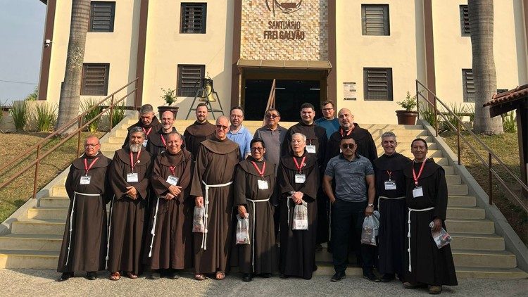 Comissários da Terra Santa em visita ao Santuário de frei Galvão