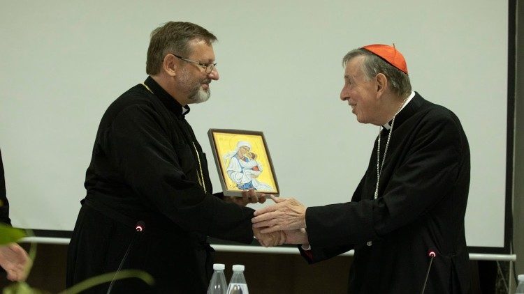 El cardenal Koch con el arzobispo mayor de Kiev, Svyatoslav Shevchuk, el pasado otoño