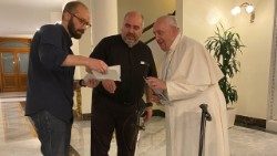 Daniel Scola e Pe. Antonio Hofmeister encontram o Papa na Casa Santa Marta