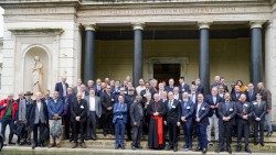 Die Teilnehmer an der hochkarätig besetzten Konferenz zu Quantenwissenschaft und -technologien in der Päpstlichen Akademie der Wissenschaften, 30.11.2023 