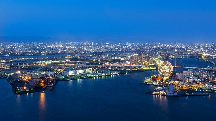 Um panorama de Osaka, no Japão