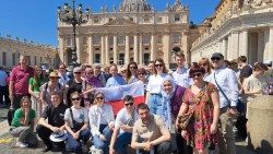 Wolontariusze Zespołu Pomocy Kościołowi na Wschodzie KEP, Watykan