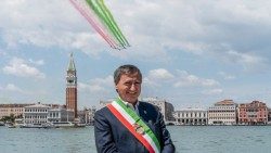 O prefeito de Veneza Luigi Brugnaro