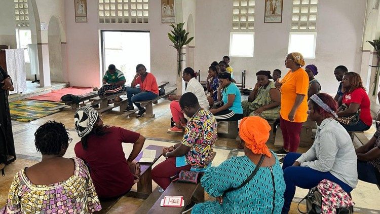 Les participants au pèlerinage de «Carême avec le jeune Robert Naoussi», organisé dans l’archidiocèse de Douala, au Cameroun, le samedi 17 février 2024.