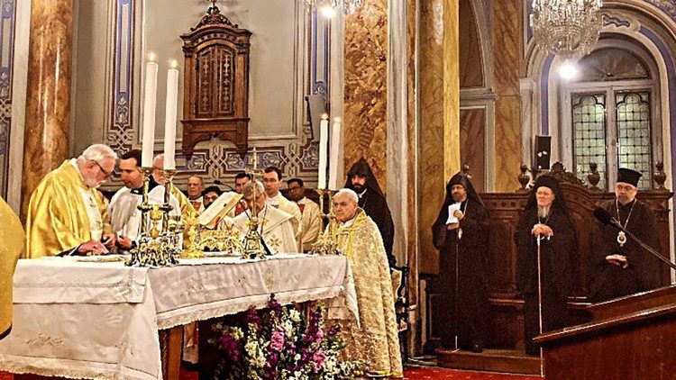 Archbishop Paul Richard Gallagher presides over Mass in the Cathedral of Istanbul (28 February 2024)