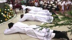 O cardeal Brenes ordenou 9 sacerdotes na Catedral de Manágua, Nicarágua (6 de janeiro de 2024)