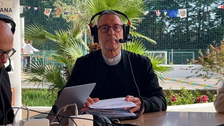 Monsignor Giovanni Caporusso, Vicario episcopale della Carità e per la Cura e le Povertà del territorio dell'arcivescovo di Bari-Bitonto