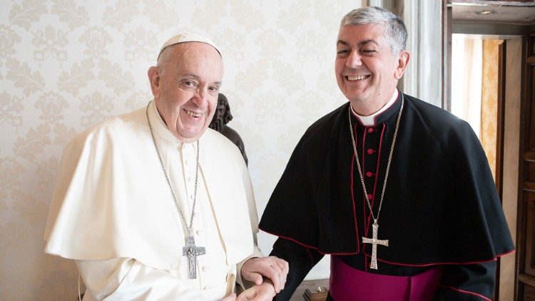 Dom Giovanni Gaspari com o Papa Francisco