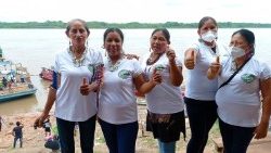Mari Luz Canaquiri, presidenta de la Federación Huaynakana Kamatahura Kana, fue quien en 2021 interpuso una acción de amparo contra Petroperú, el Ministerio del Ambiente, la Autoridad Nacional del Agua (ANA), el Ministerio de Energía y Minas, el Midagri y el Gobierno Regional de Loreto con el respaldo del Instituto de Defensa Legal.