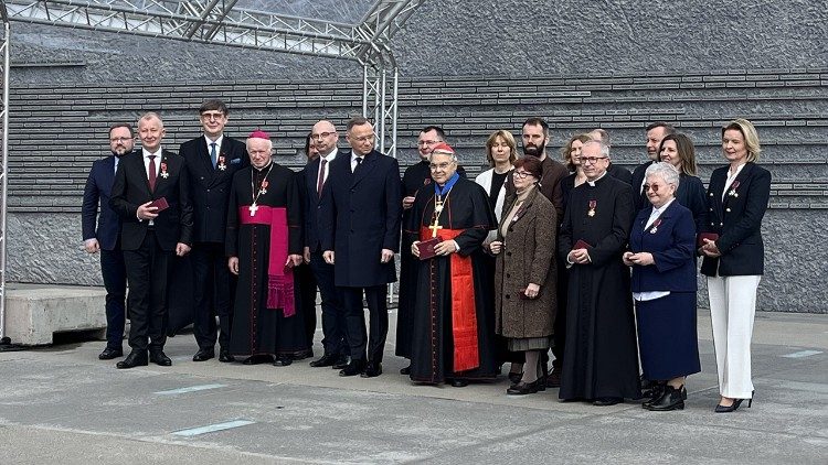 Attendees at the anniversary Mass in Markowa, Polond (photo: Karol Darmoros)