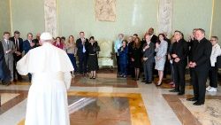 Le Pape a reçu en audience une délégation de l'université Loyola de Chicago aux États-Unis, au Palais apostolique, le 20 mai 2024. 