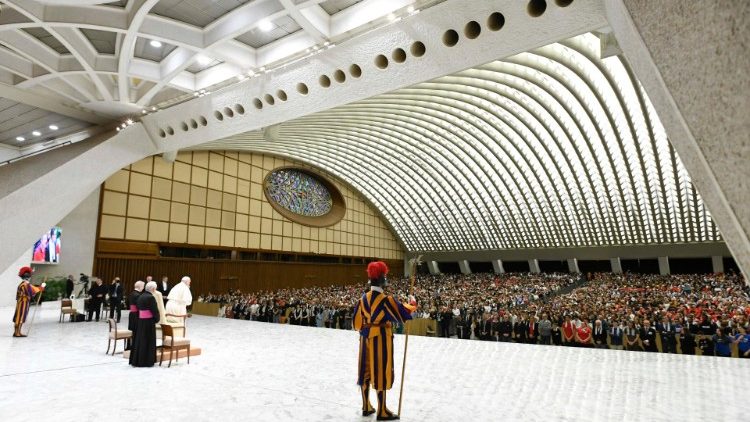 A audiência com membros da Confap foi realizada na Sala Paulo VI