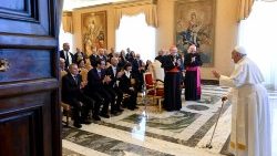 La papa Francisc, participanții la plenara Comisiei pontificale de arheologie sacră