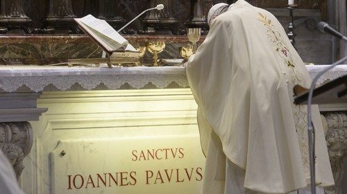 SS. Francesco - Basilica Vaticana:Altare di San Giovanni Paolo II -Santa Messa  per il 100Â° ...
