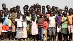 uganda-ssudan-refugee-bidibidi-social-dance-1511813172213.jpg