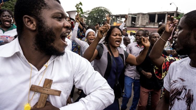 متظاهرون كاثوليك يطالبون الرئيس كابيلا بالتنحي عن السلطة 25 شباط 2018