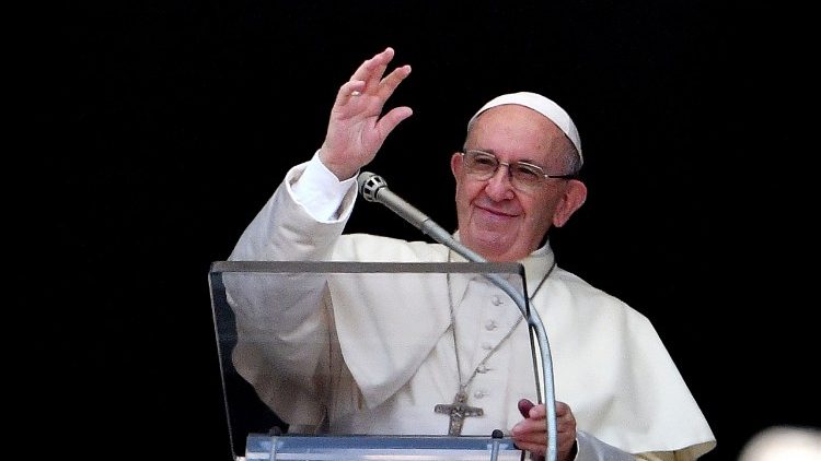 教皇フランシスコ、2018年8月5日、バチカンでの日曜正午の祈り
