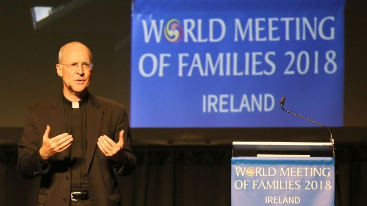 le père James Martin à la rencontre mondiale des familles de Dublin en 2018