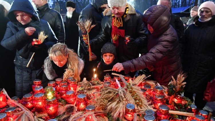 Commémoration des 85 ans de l'Holodomor, l'extermination par la famine du peuple ukrainien sur volonté de Joseph Staline, le 24 novembre 2018.