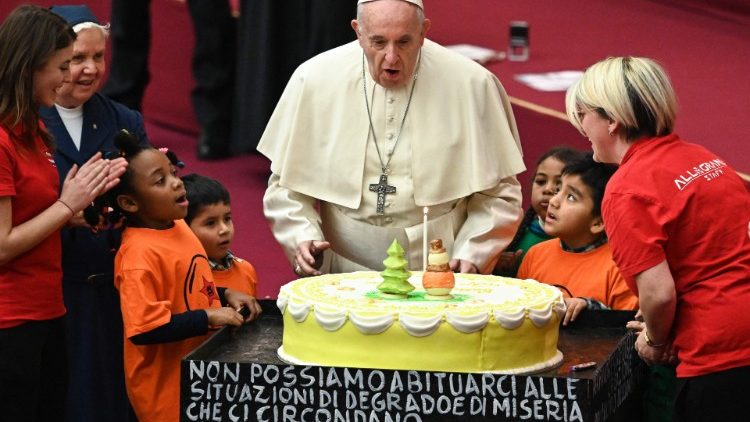 vatican-pope-audience-children-santa-marta-1544956730211.jpg
