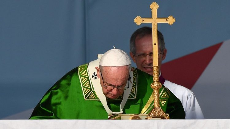 Paven til de unge i Panama : "I er Guds “nu”