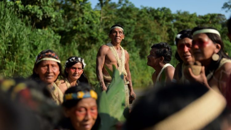 Indígenas Waorani en Ecuador. 